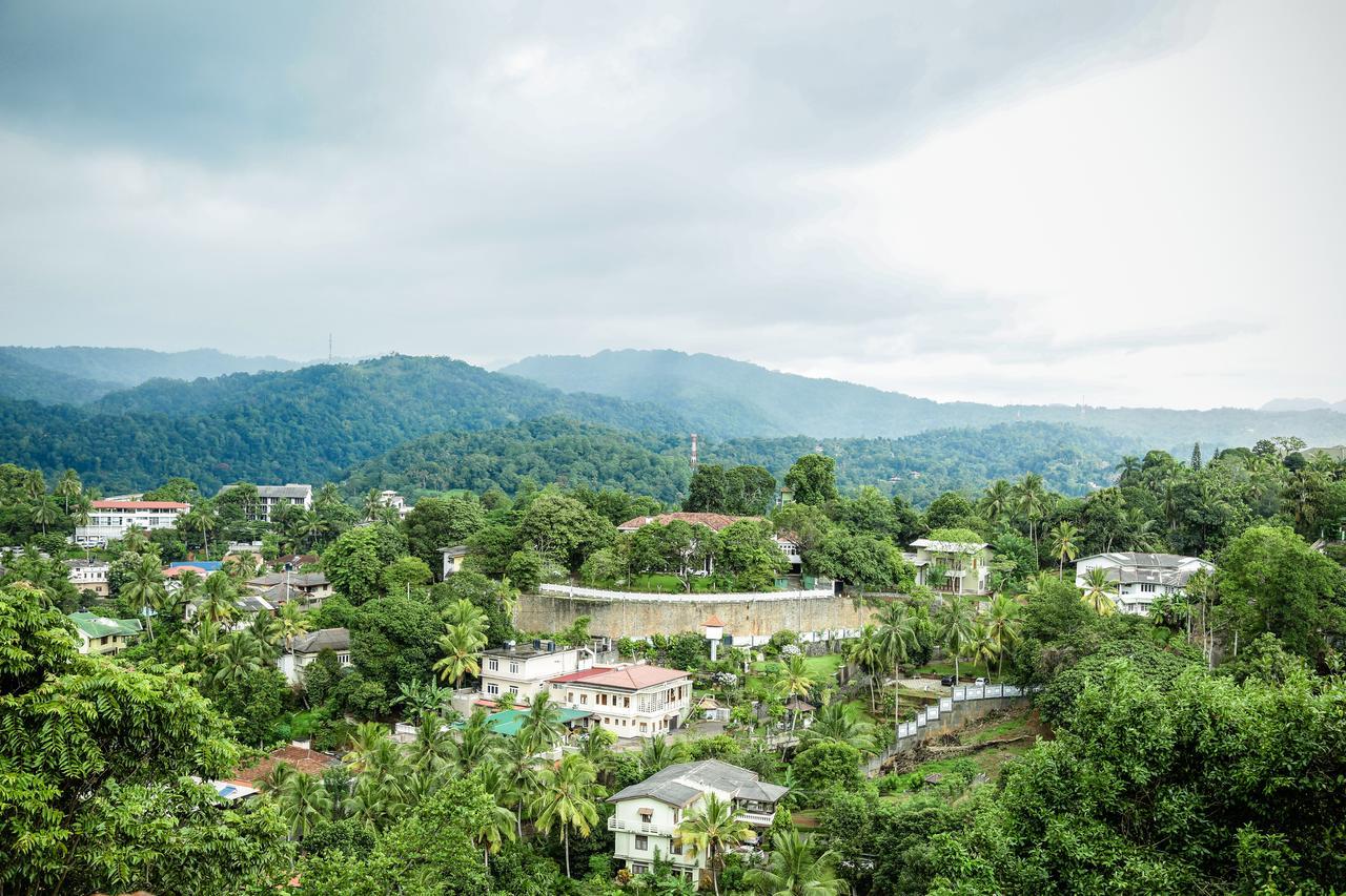 Che'S Villa Kandy Exterior photo